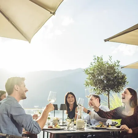 Max Panorama By We Rent Zell am See